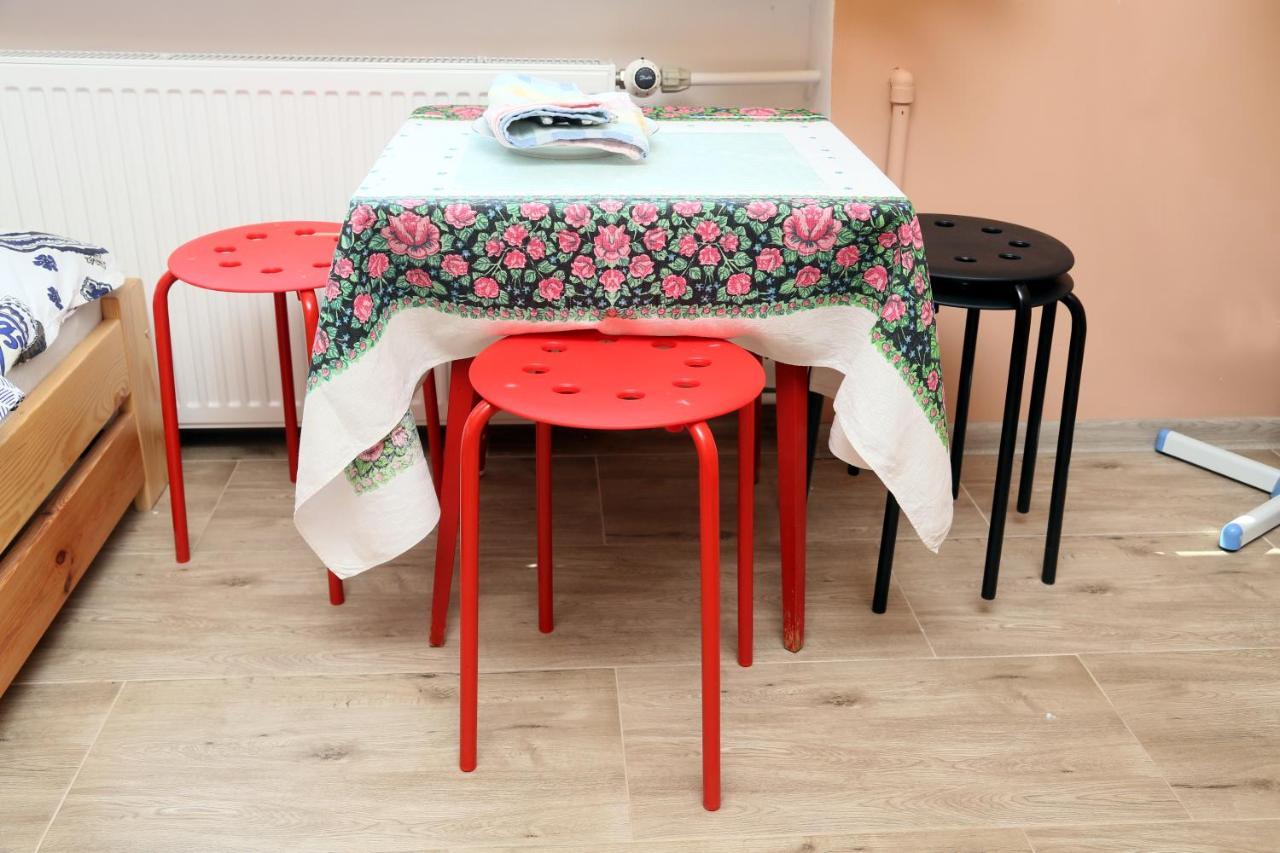 Tanie Noclegi Mieszkanka Zyrardow Extérieur photo