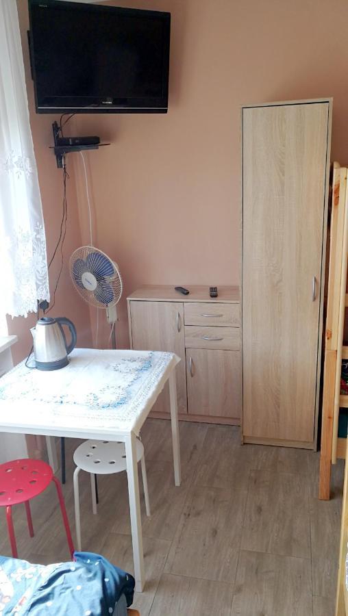 Tanie Noclegi Mieszkanka Zyrardow Extérieur photo