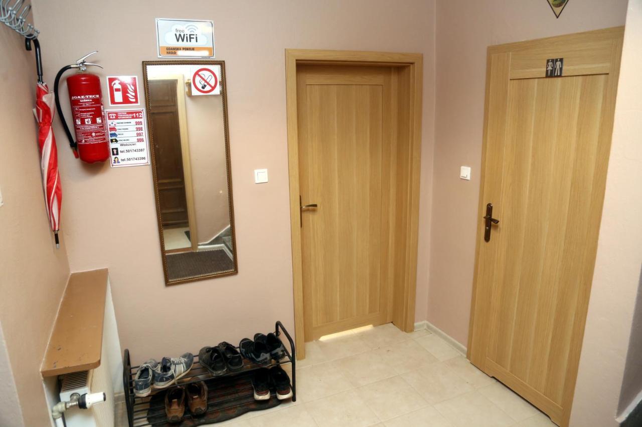 Tanie Noclegi Mieszkanka Zyrardow Extérieur photo